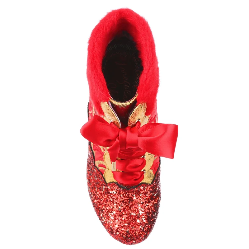 Irregular Choice Damen-Stiefelette „Fancy a Cuppa“ mit Absatz – Rot