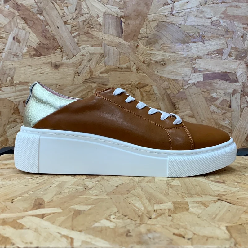 Kate Appleby Damen Badmington Trainer – Fudge