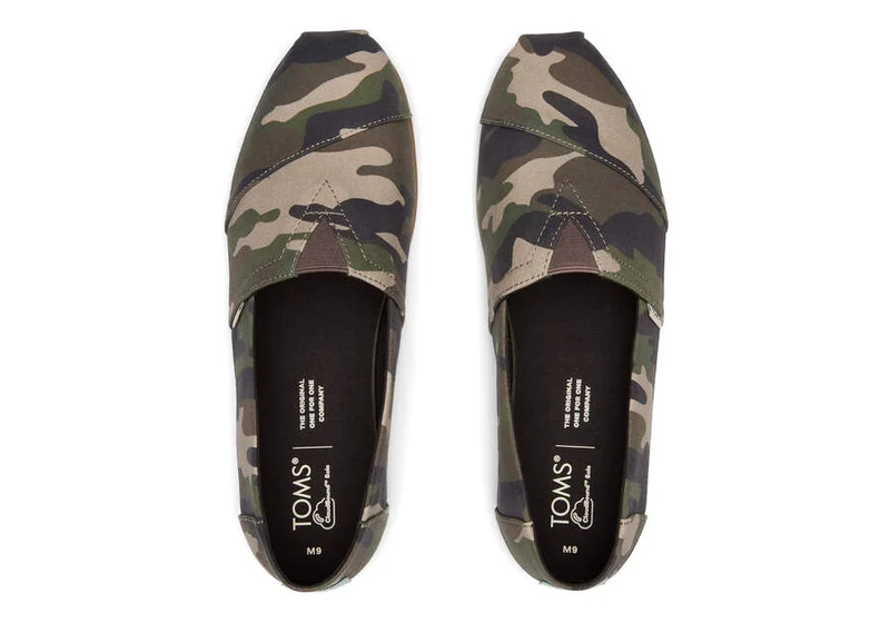 TOMS Herren-Espadrille mit Alpargata-Camo-Print – Green Woodland