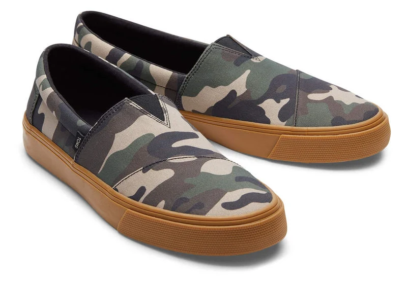TOMS Alpargata Fenix ​​Slip-On-Espadrille mit Tarnmuster für Herren – Green Woodland