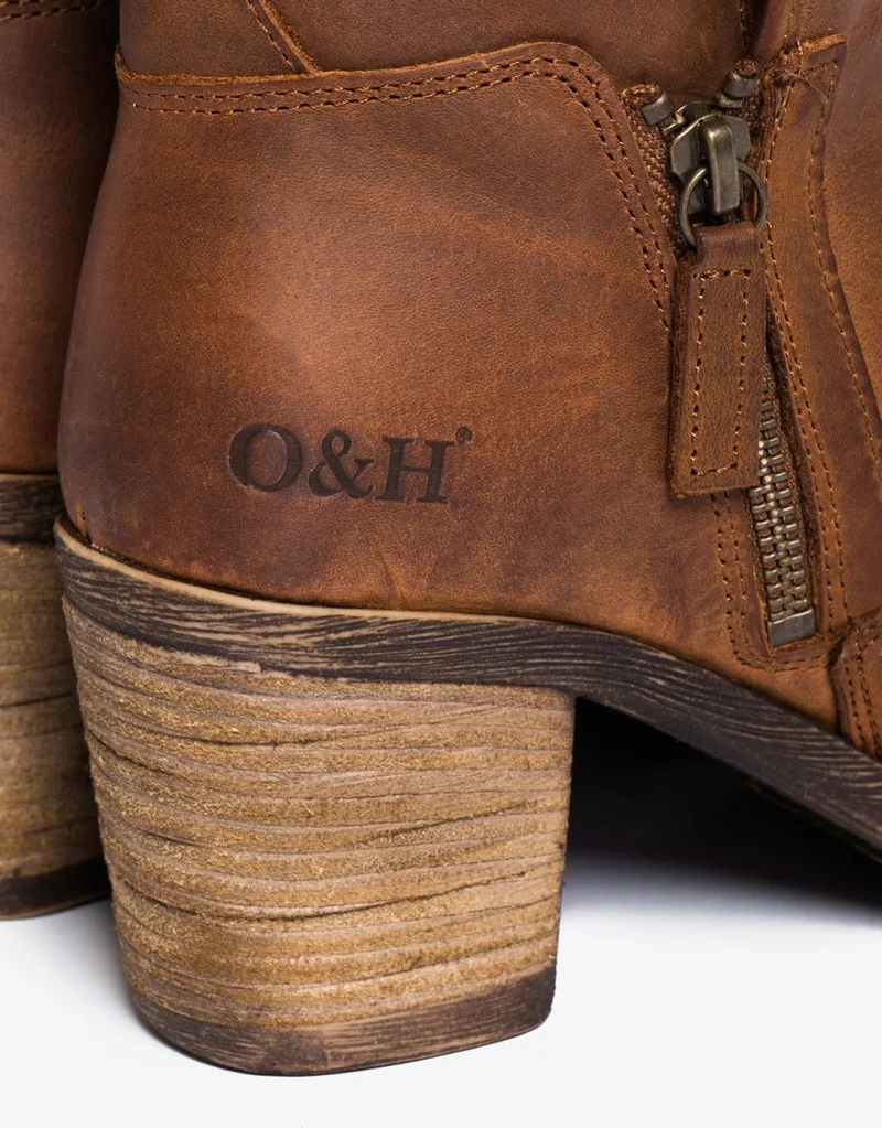 Oak & Hyde East Side Cesar Leder-Knöchelbuch für Damen – Cognac