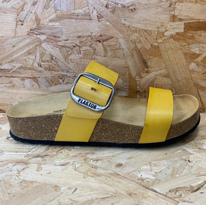 Plakton Damen Alicante Mid Vintage Ledersandale – Gelb