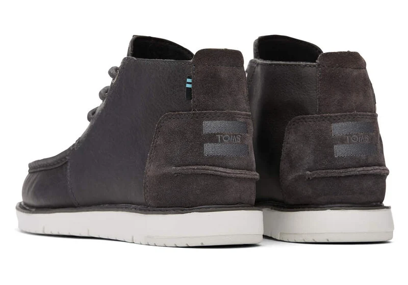 TOMS Wasserdichter Navi Moc Chukka-Lederstiefel für Herren – Rauchgrau