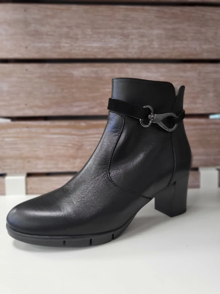 Patricia Miller Modische Leder-Stiefeletten für Damen – Schwarz