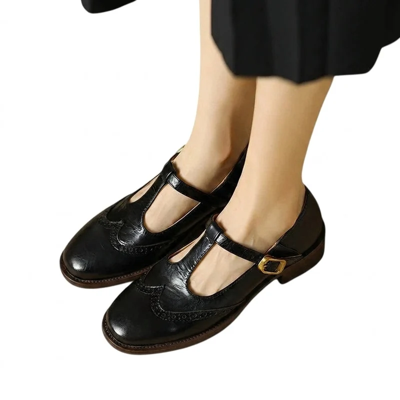 Damen Mary Jane Halbschuhe mit T-Riemen und Lochmuster