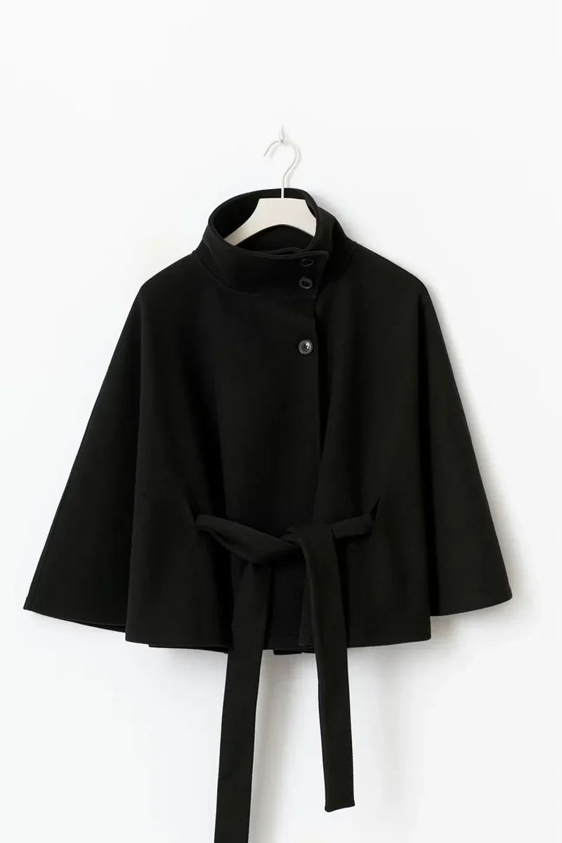 Damen Capejacke mit Stehkragen und Bindegürtel