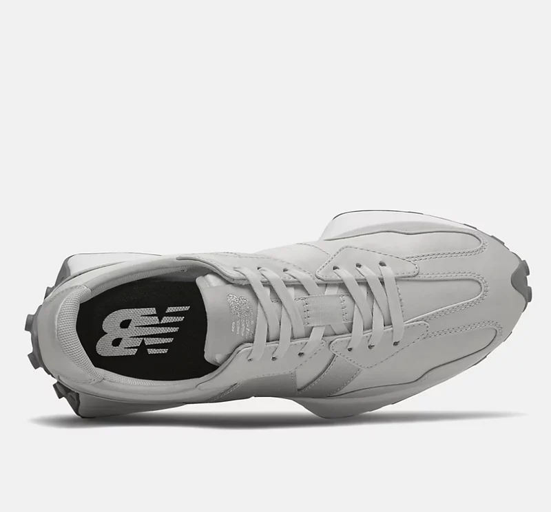 New Balance Damen 327 Fashion Trainer – Silber