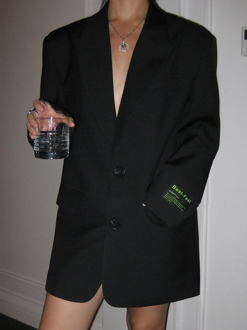Damen Blazer mit Reverskragen und Knopfleiste