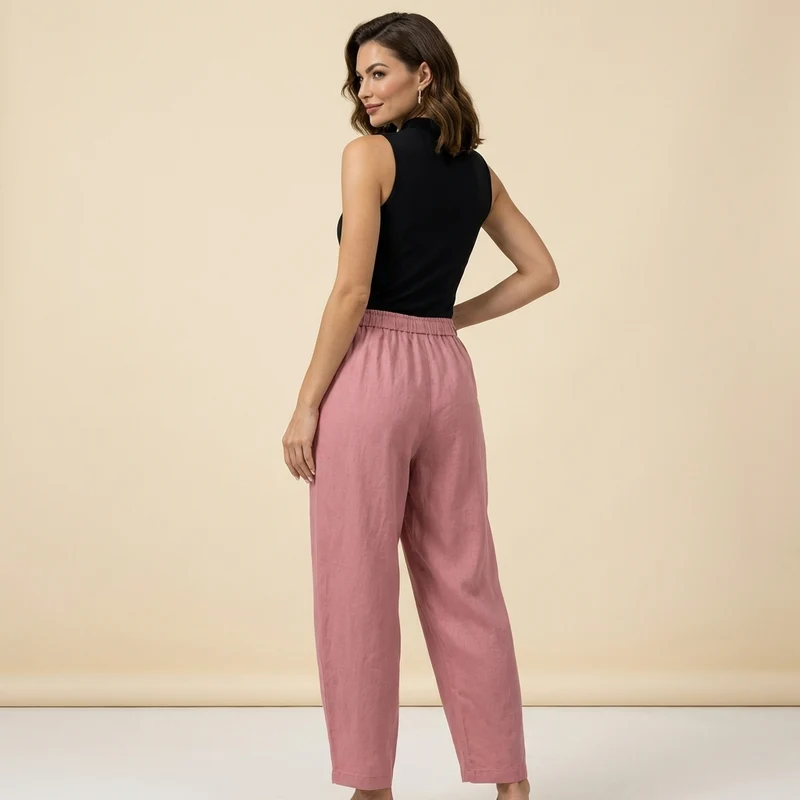 Damenhose mit hohem Bund, weitem Bein, Kordelzug und Seitentaschen