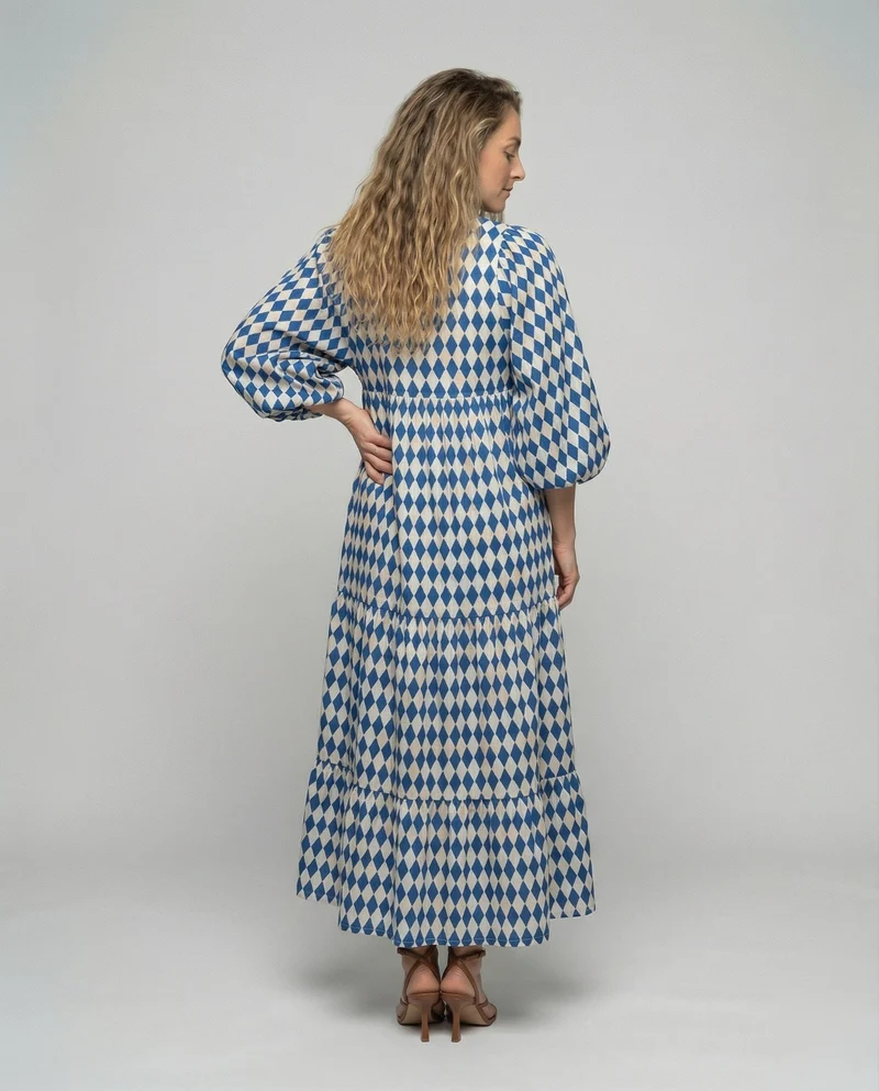 Damen Midikleid mit V-Ausschnitt und gestufter Struktur