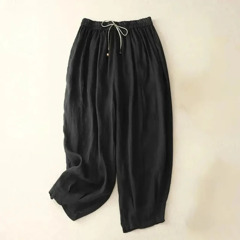 Damenhose mit hohem Bund, geradem Bein, Kordelzug und Seitentaschen