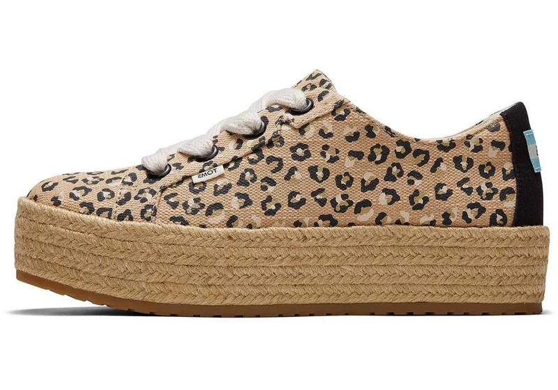 TOMS Cassiah Cheetah Plateau-Espadrille für Damen – Natur