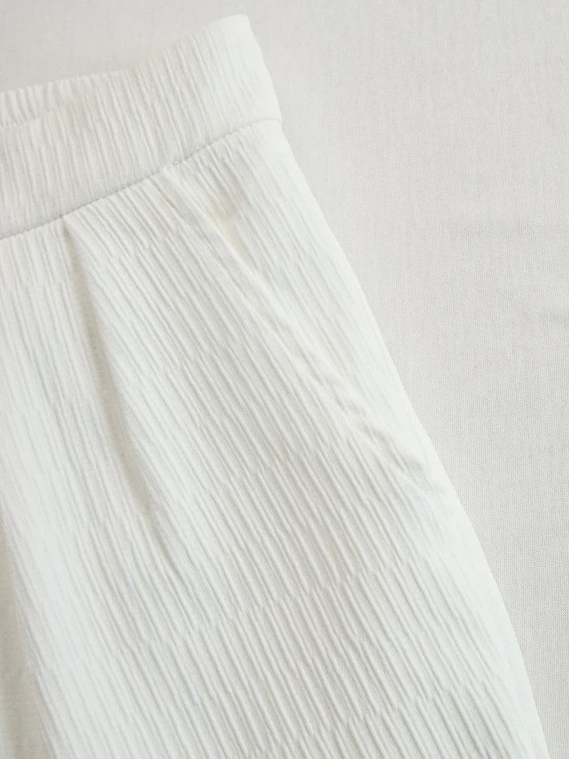 Damen Set mit kurzem Oberteil und Hose mit weitem Bein