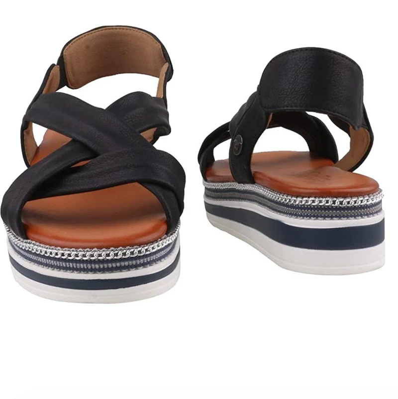 Mustang Damen-Sandalen mit gekreuzten Riemen – Marineblau