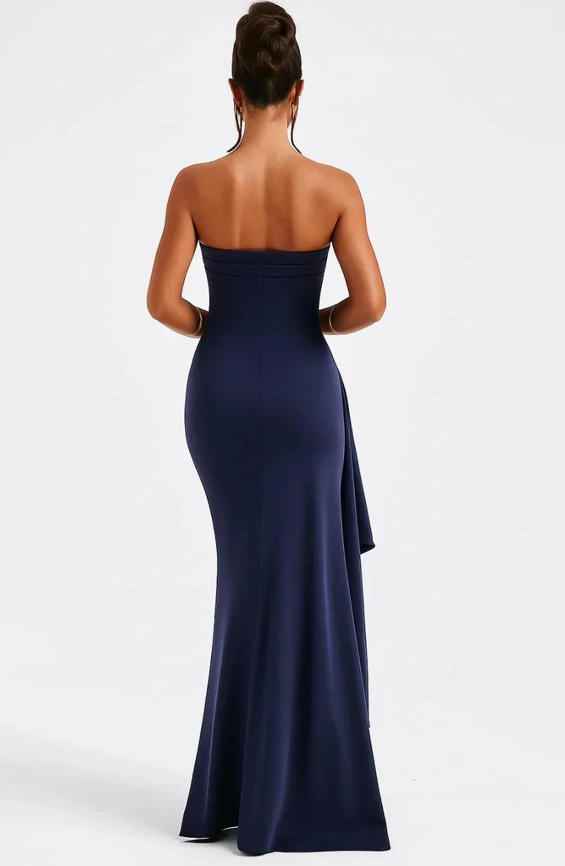 Damen Trägerloses Maxikleid mit asymmetrischem Saum und Seitenschlitz