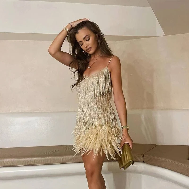 Annika | Cocktailkleid Mini Pailletten Träger Bodycon