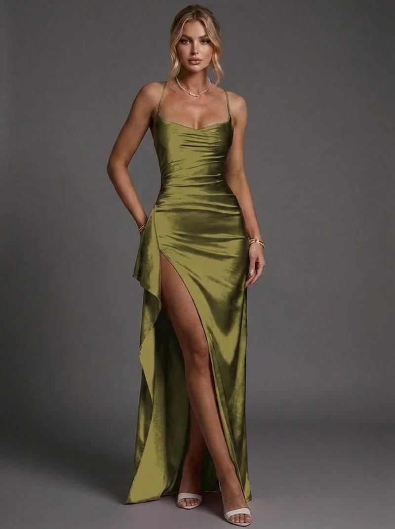 Amelie | Bodycon Maxikleid mit Raffung und Trägerdesign