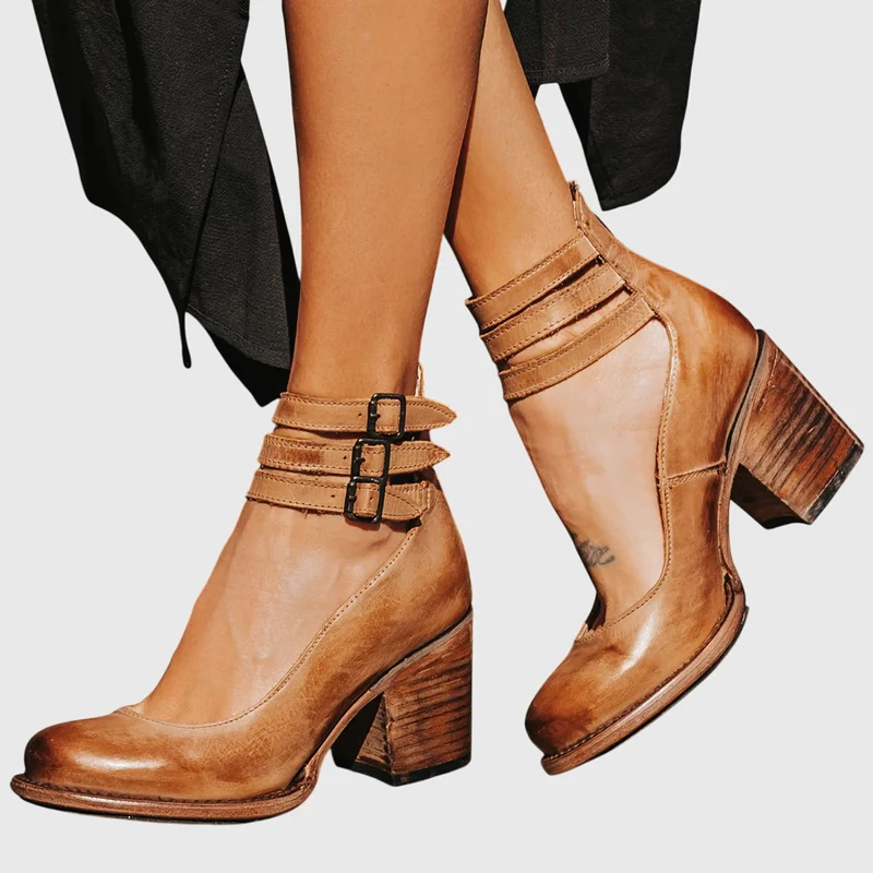 Damen Geschlossene Ankle-Boots mit Seitlichen Ausschnitten, Drei Schnallenriemen und Blockabsatz