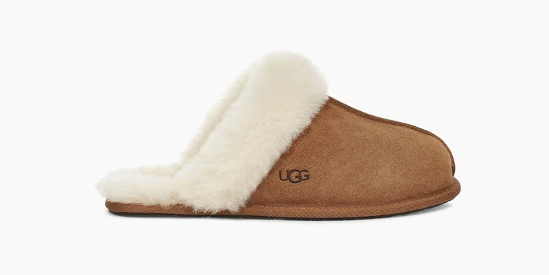 UGG Damen Scuffette II Hausschuhe Kastanie