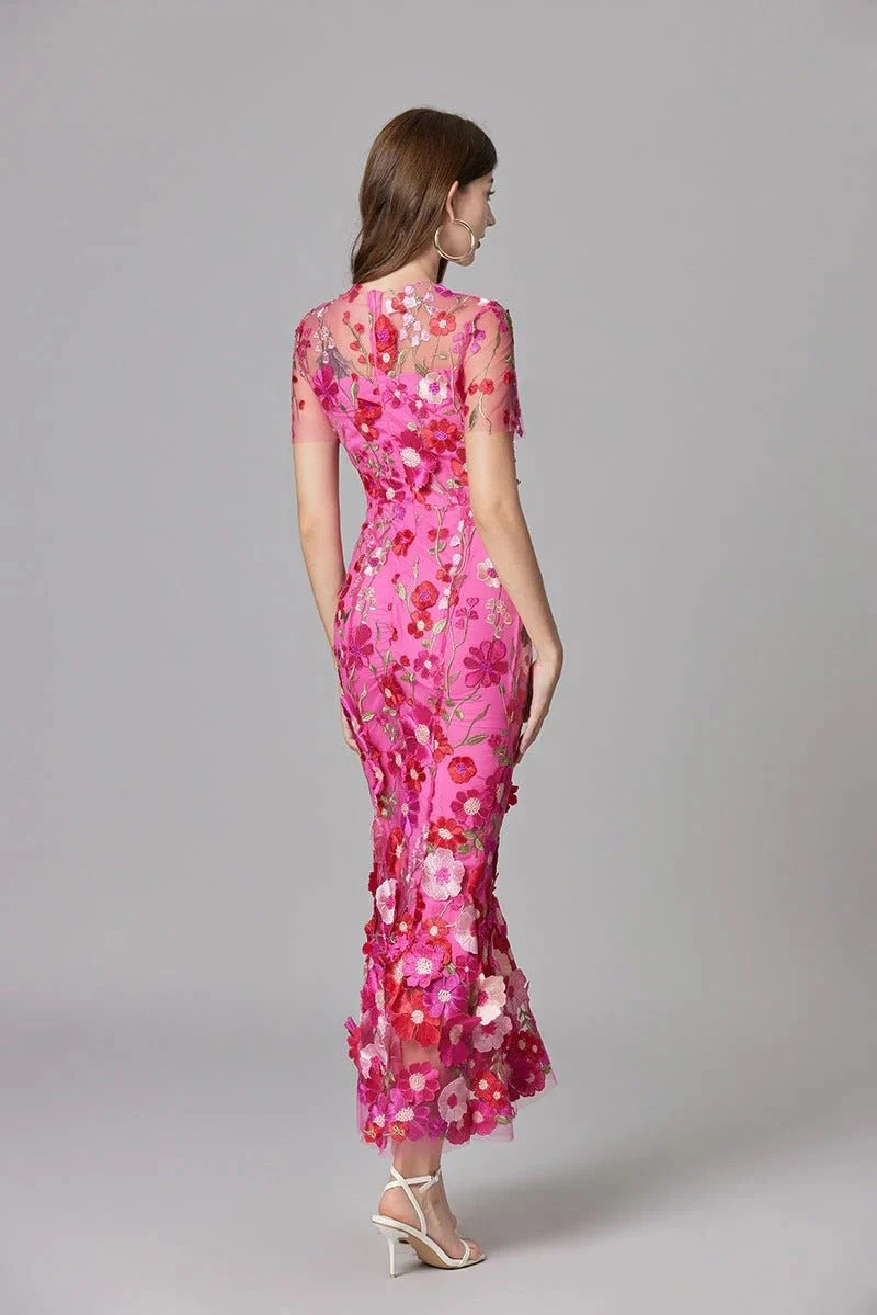 Elfriede | Maxi-Kleid ärmellos mit 3D-Blumen-Applikationen