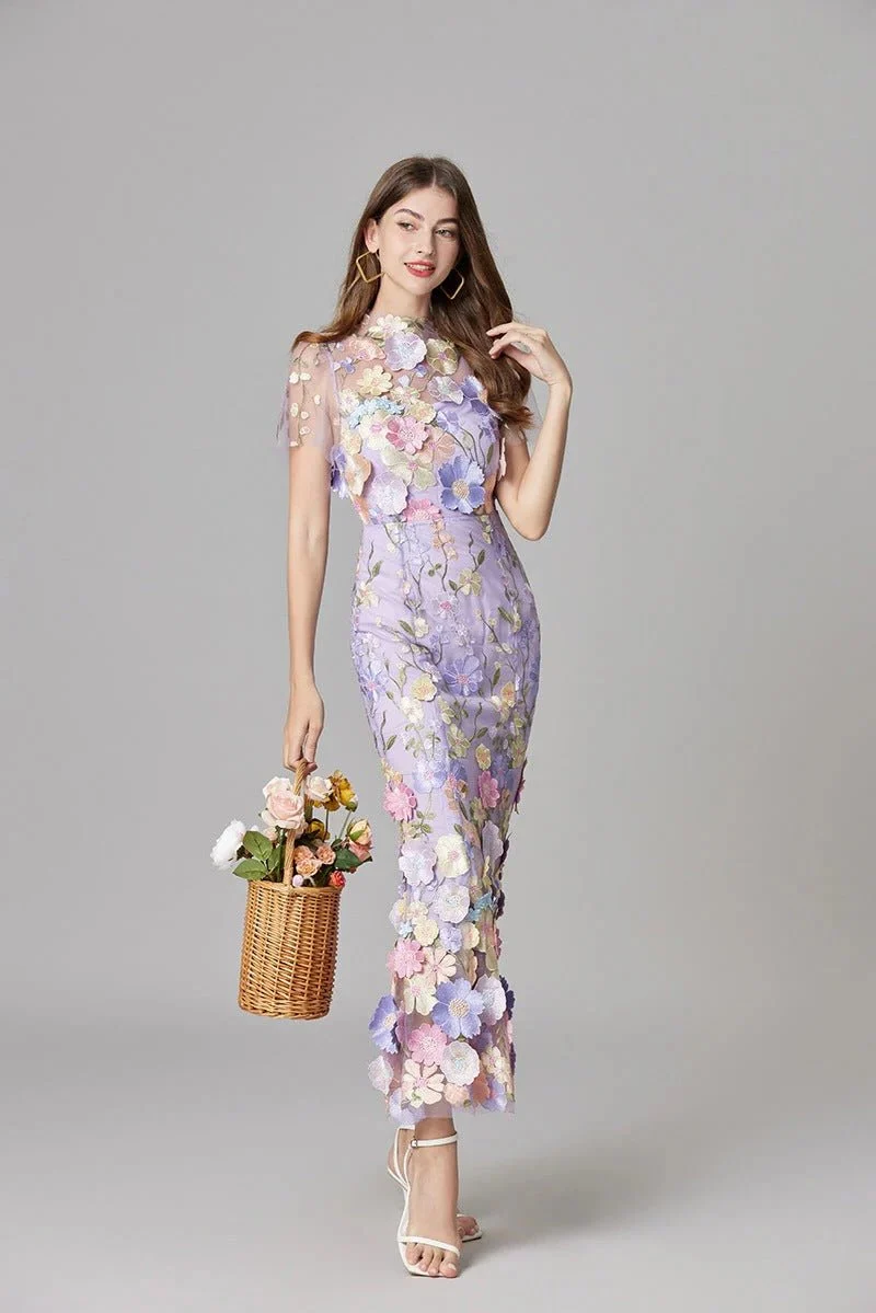 Elfriede | Maxi-Kleid ärmellos mit 3D-Blumen-Applikationen