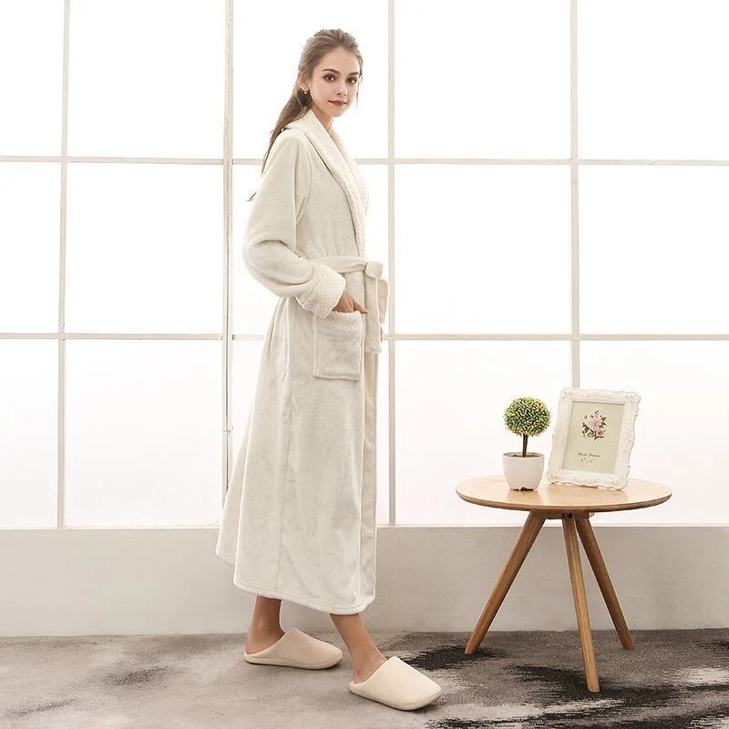 Unisex Bademantel lang mit Gürtel, Schalkragen und aufgesetzten Taschen