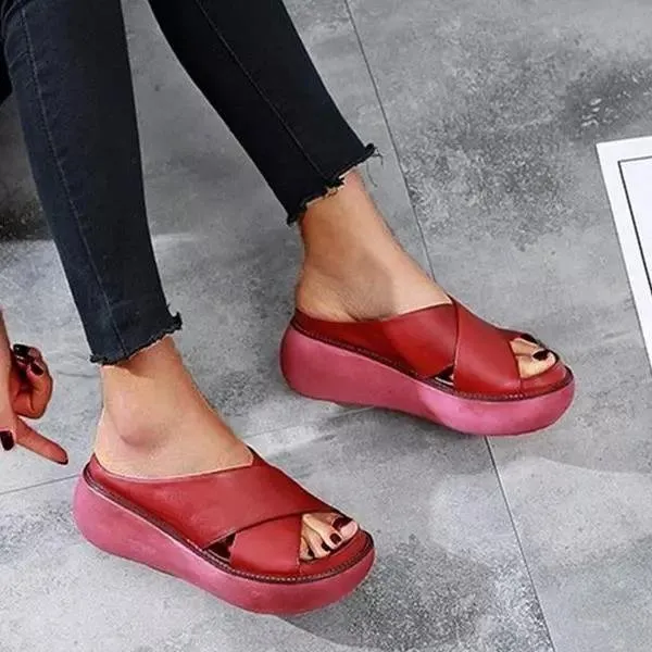 Leonie | Damen Gepolsterte Flache Sandalen Kreuzriemen