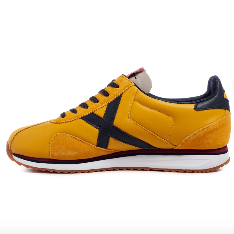 Munich Herren-Sneaker „Sapporo 90“ aus Leder – Gelb / Marineblau