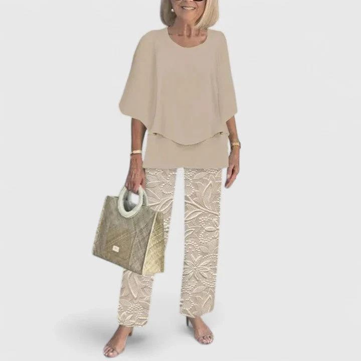 Emilia | Damen Zweiteiliges Fledermaus-Top Botanik Weitbein-Hosen Set