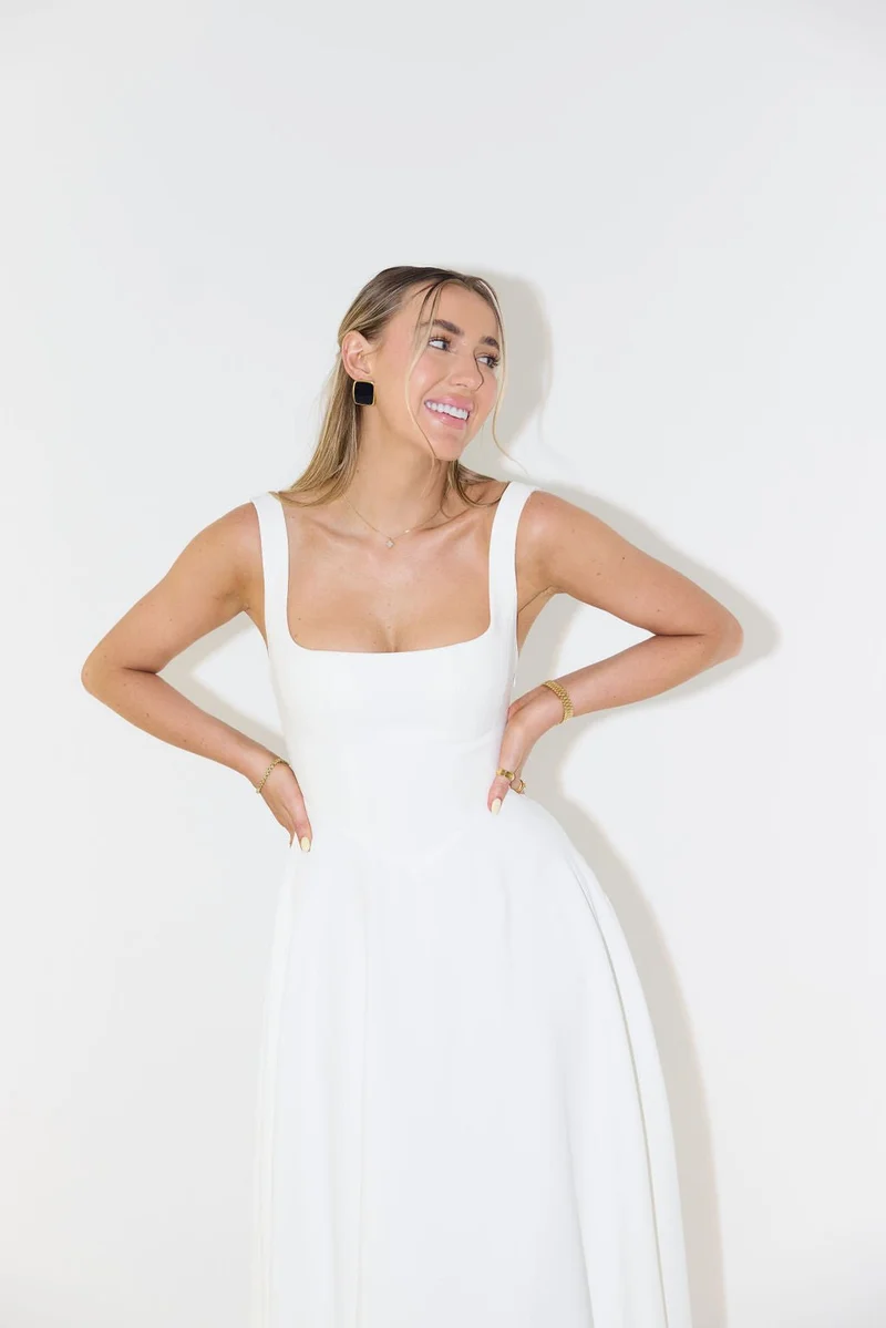 Luisa | Midikleid A-Linie Quadratischer Ausschnitt Plissee