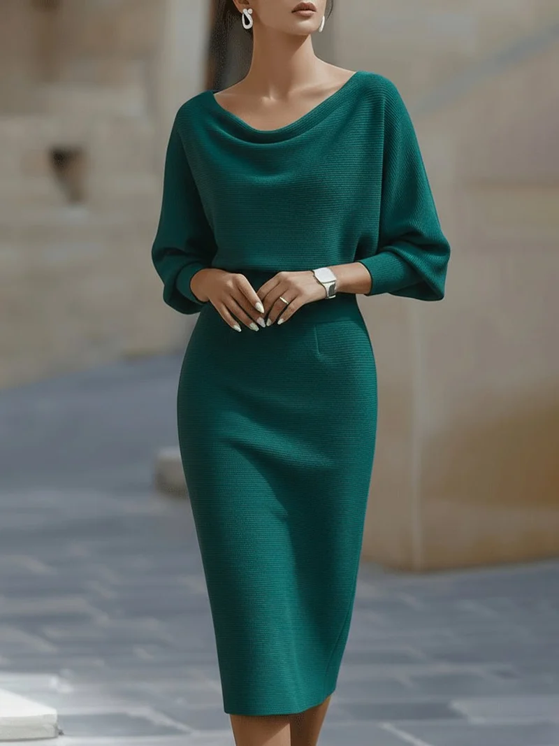 Marlene | Midi Kleid Satin Wasserfallausschnitt Fledermausärmel