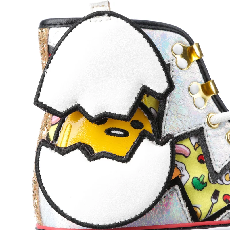 Irregular Choice Frauen Hello Kitty High-Top-Sneaker „You Crack Me Up“.