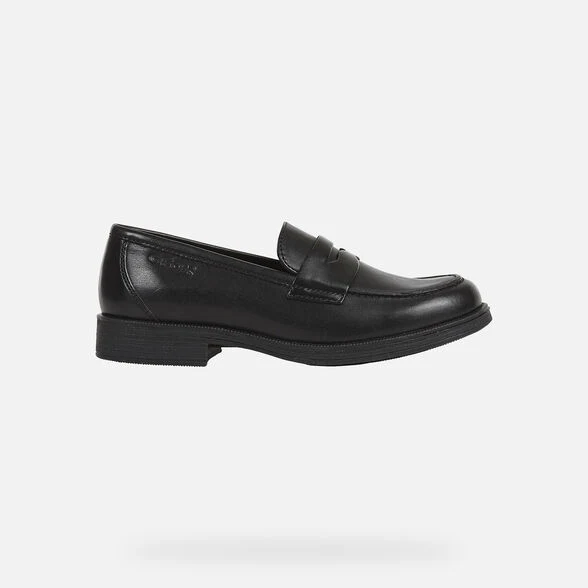 Geox Kinder Agata D Schulschuhe aus Glattleder – Schwarz