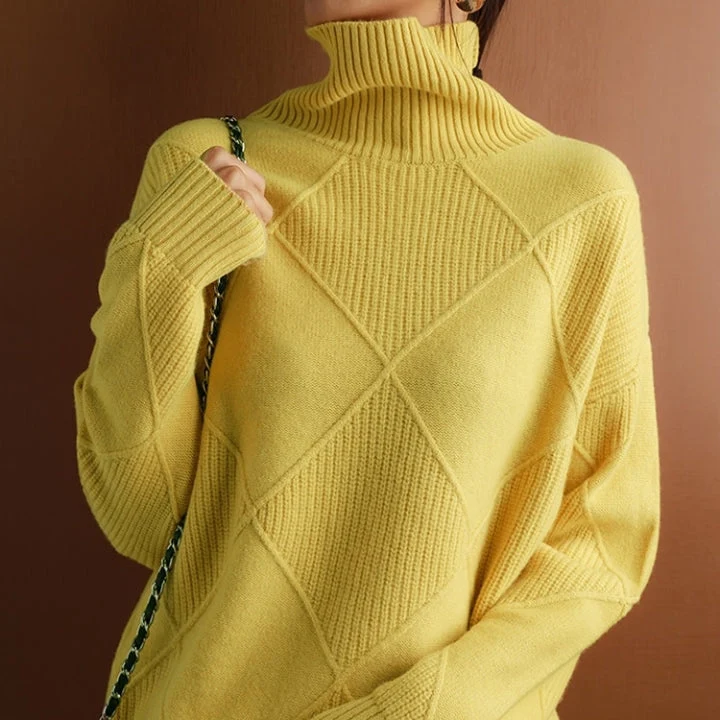 Natalie | Gemütlicher Zopfmuster Rollkragenpullover