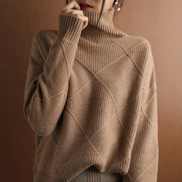 Natalie | Gemütlicher Zopfmuster Rollkragenpullover