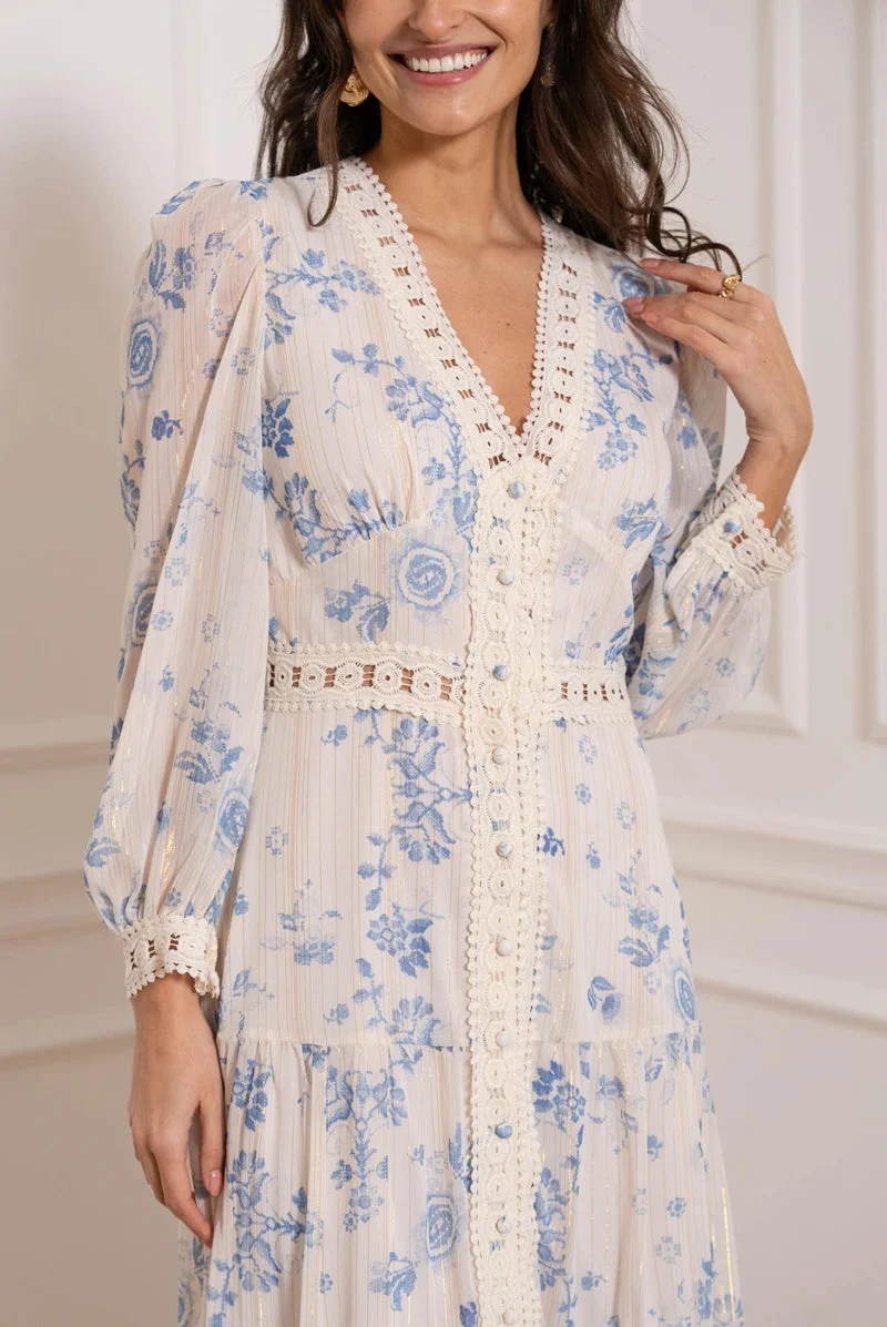 Maxikleid Damen | Florales Muster mit Spitzendetails & Rüschensaum