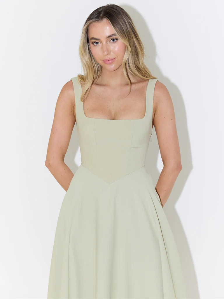 Sabrina | Klassisches Kleid für besondere Anlässe