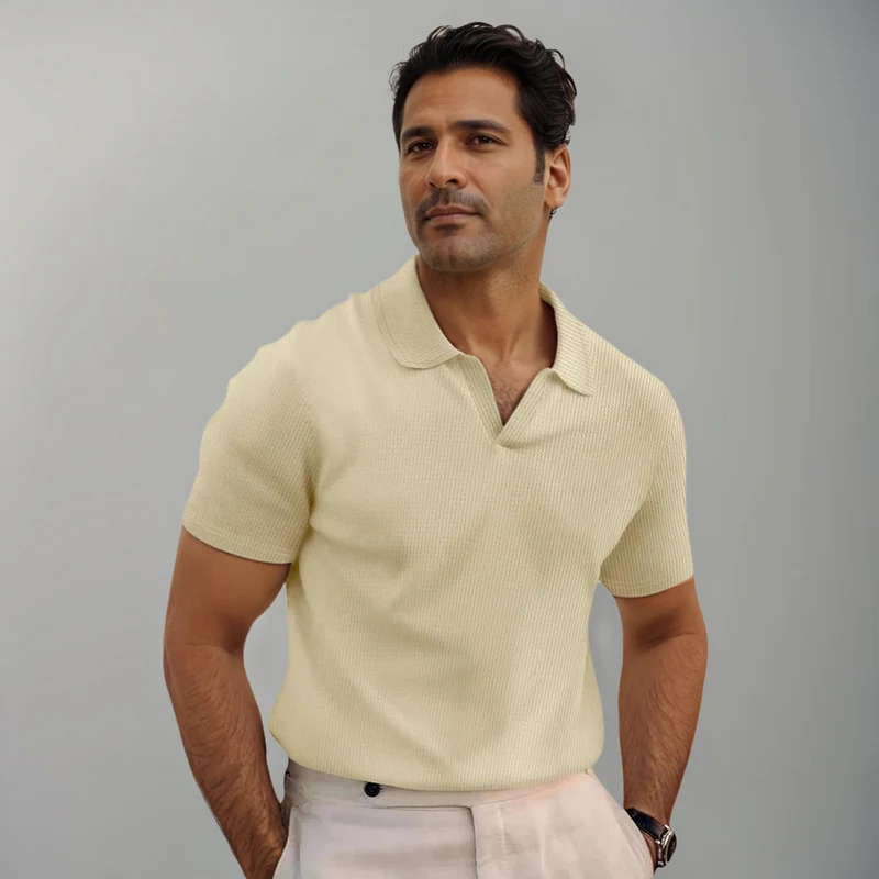 Poloshirt Herren | Struktur-Optik & Offener Kragen