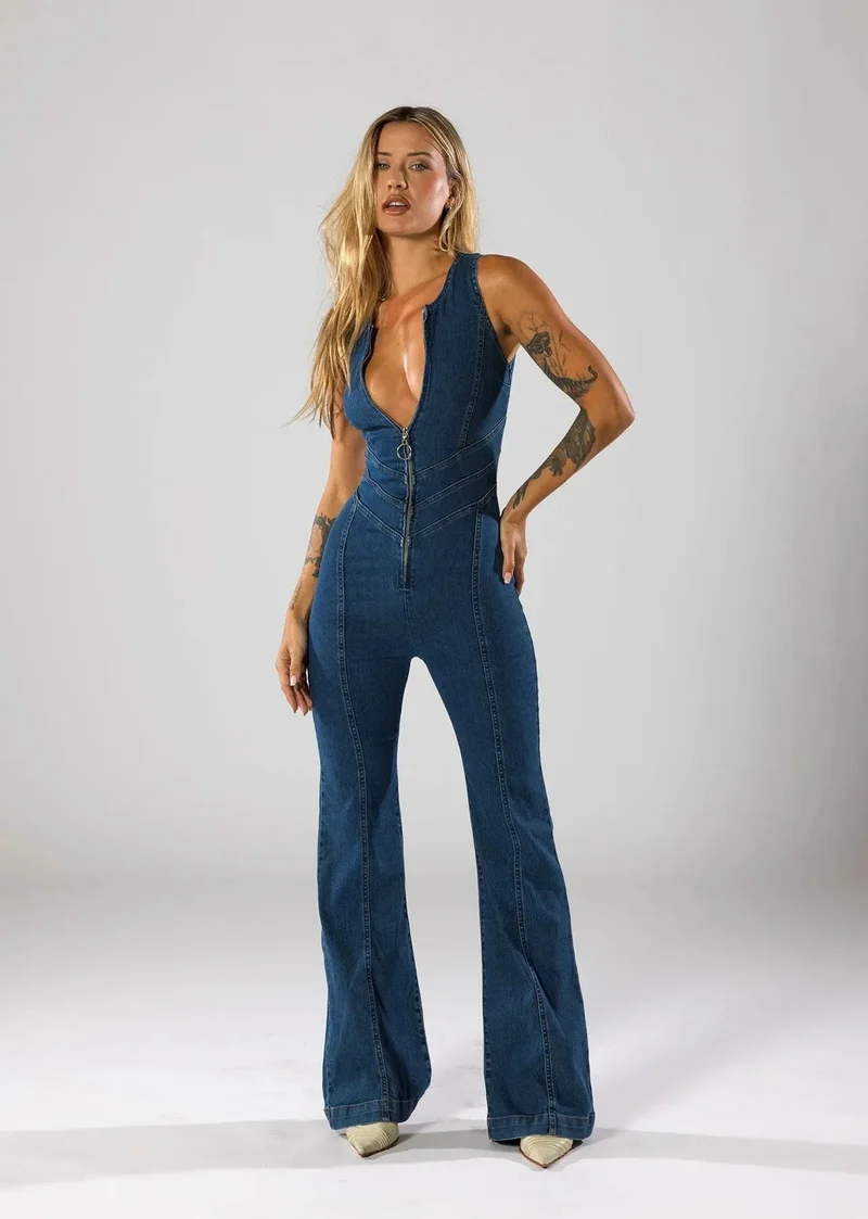 Denim Jumpsuit Damen | Figurbetont & Mit Knopfleiste