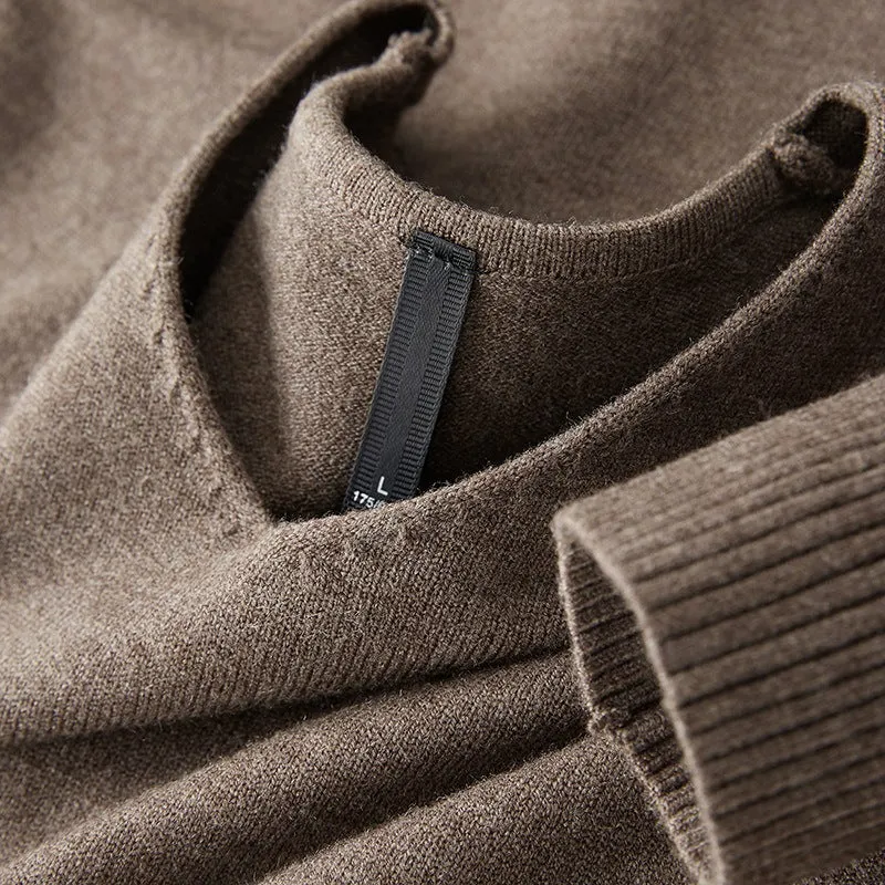 Max | Feiner Minimalistischer Pullover
