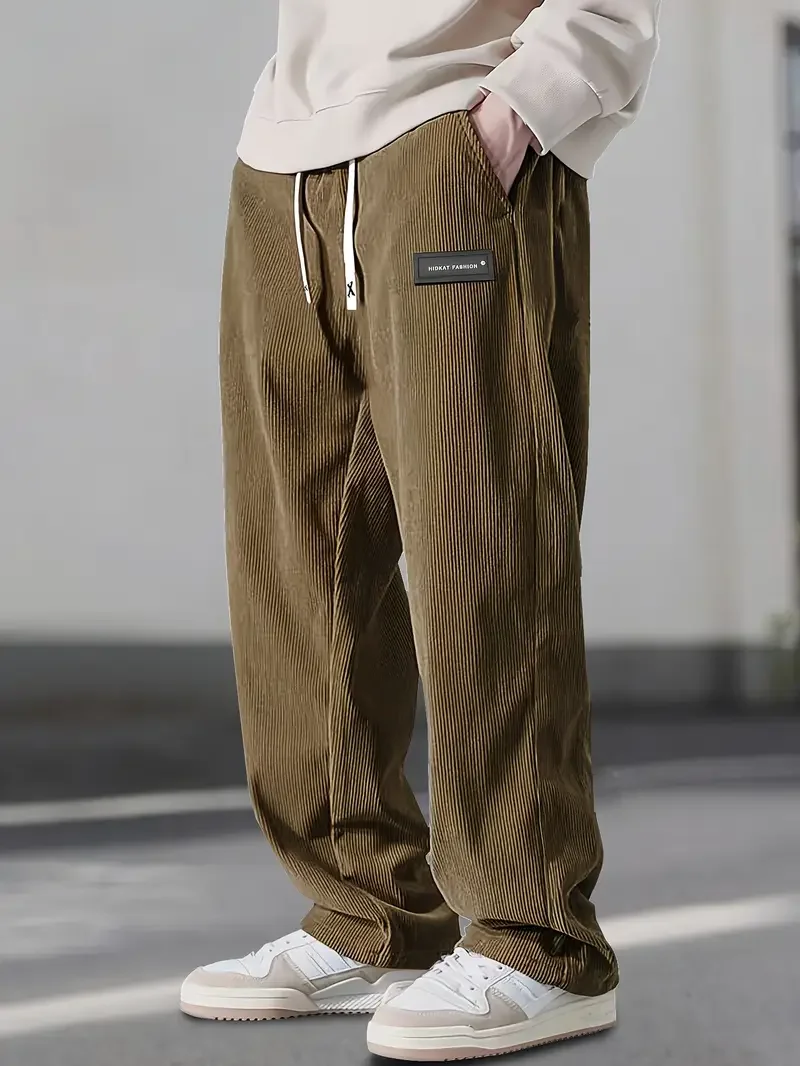 Carin | Komfortable Herren Freizeithose modern geschnitten