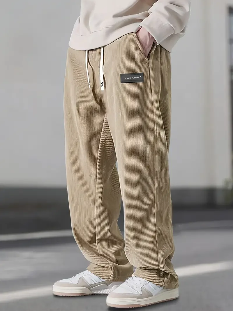 Carin | Komfortable Herren Freizeithose modern geschnitten