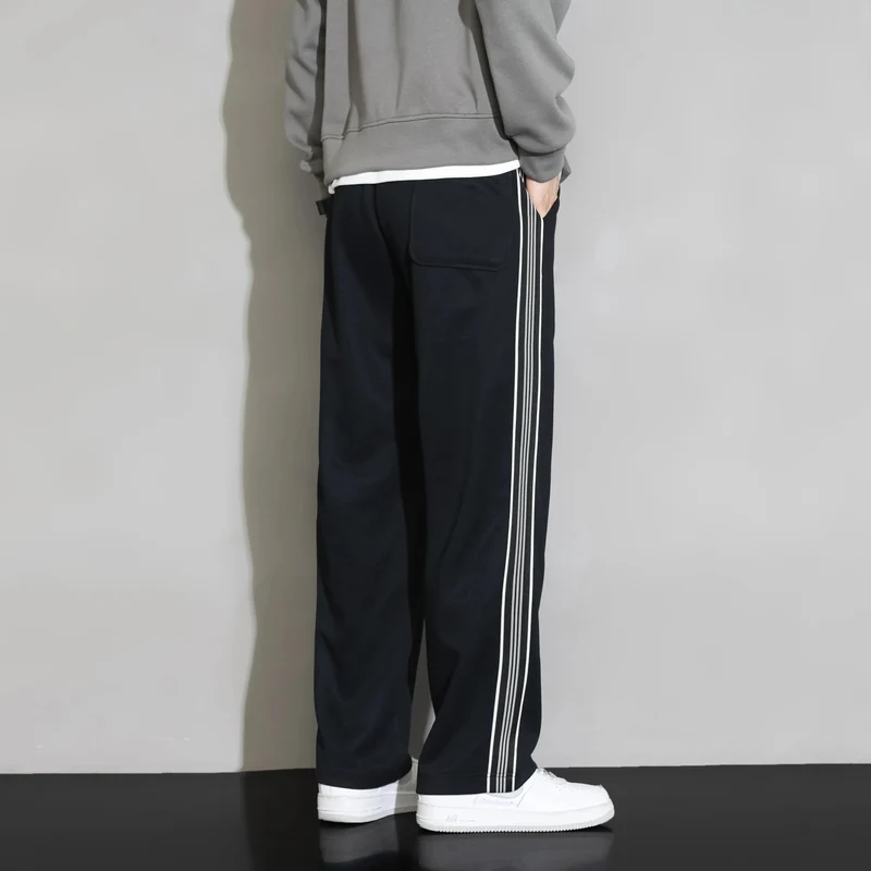Carlo | Herren Jogginghose Nathan in klarer Silhouette