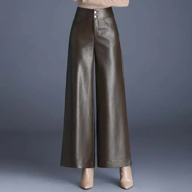 Mara | Weite Damen Lederhose elegant modern