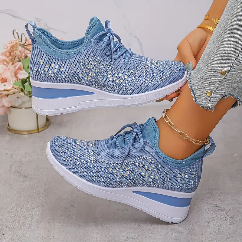 Bequeme orthopädische Sportschuhe