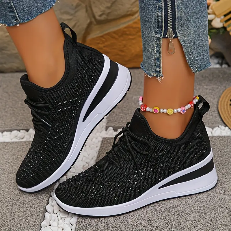 Bequeme orthopädische Sportschuhe
