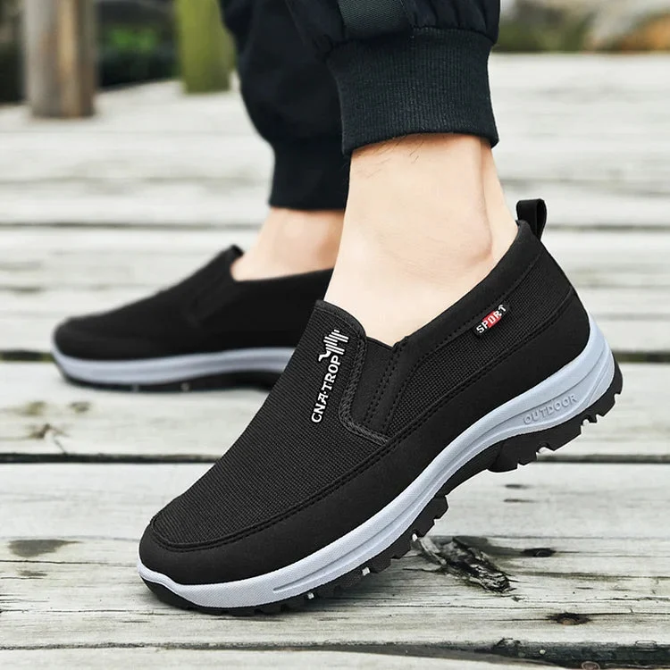 Bequeme und atmungsaktive Wanderschuhe für Herren