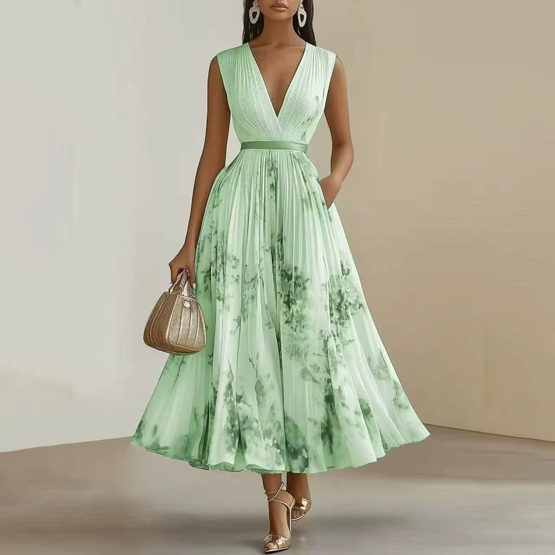 Lena | Damen Maxikleid elegant modern plissiert