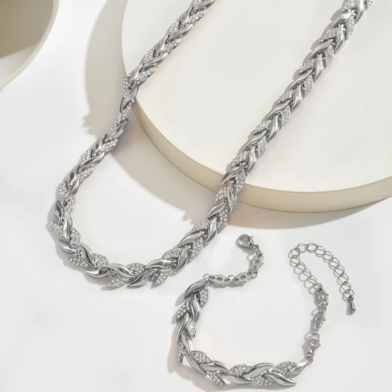 CLAUDINE | HANDGEFERTIGTES SCHWANZFLOSSEN-SCHMUCKSET