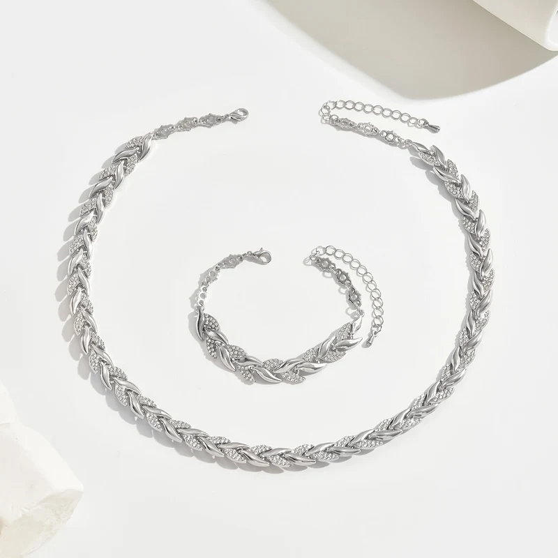 CLAUDINE | HANDGEFERTIGTES SCHWANZFLOSSEN-SCHMUCKSET
